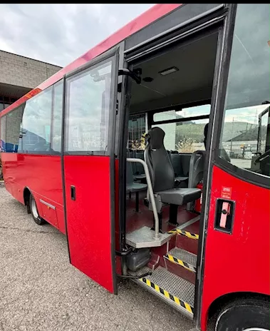 Scuolabus/ Marca Mercedes 47 posti Euro 5 Anno 2010 - Anteprima 9