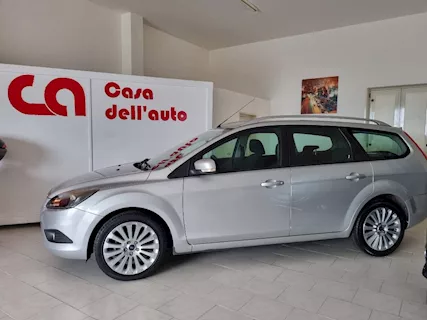 Ford Modello Focus 1.6 TDCI 90 CV SW Anno 2009 Km 180000 Station Wagon - Foto 2