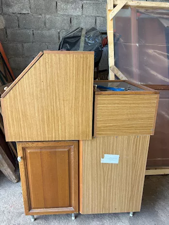 Cucina in Legno da Assemblare - Completa, in buone condizioni - Anteprima 2