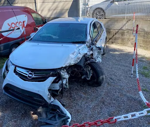 Opel Ampera elettrica