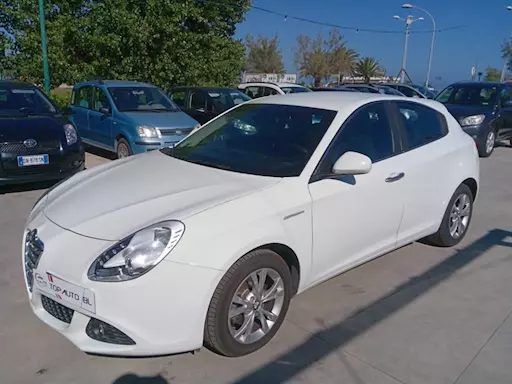 ALFA ROMEO Giulietta 1.6 JTDm-2 105 CV Progression 2011 Km 168000 - Anteprima 1