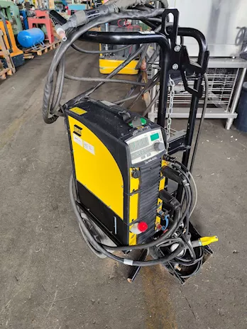 Saldatrice ESAB Caddy TIG 2200i AC/DC 220V