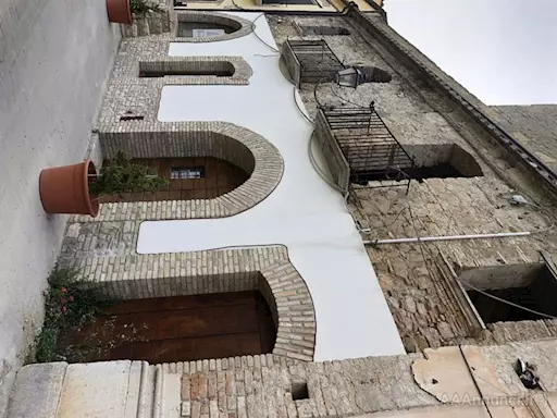 Indipendente al centro con giardino