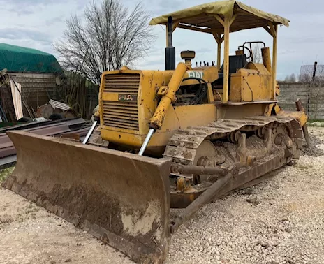 Fiat bulldozer leggi