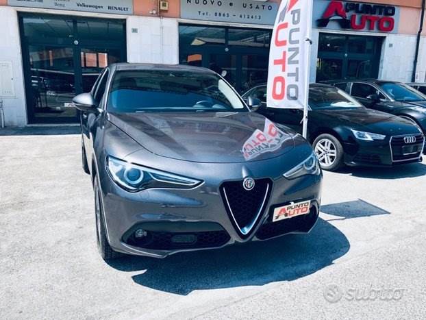 Alfa Romeo Stelvio 2.2 Turbodiesel 180 CV AT8 Q4