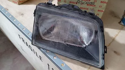 OPEL ASCONA C FARO ANTERIORE DESTRO BOSCH 1307022040