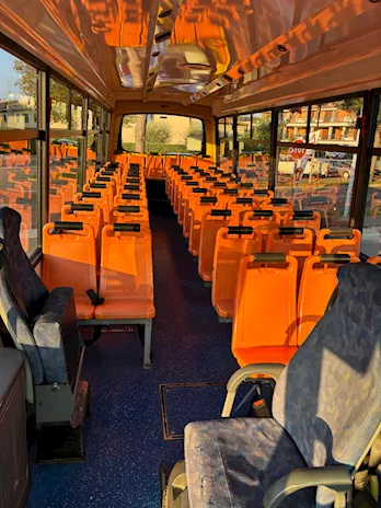 Scuolabus 54+2+1 Iveco 100/E4 Cacciamali, cambio manuale - Anteprima 4