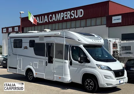 Camper Laika Kosmo Emblema 509E semintegrale Fiat del 2022 Km 20000 - Anteprima 1