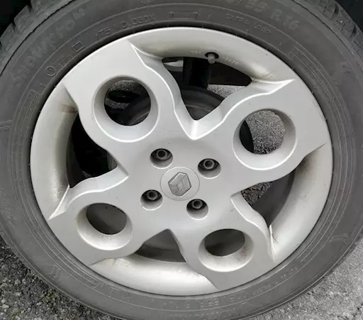 Cerchi in lega più gomme invernali