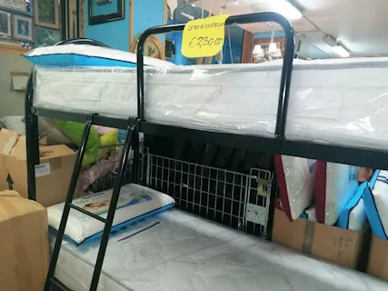 Letto a Castello Nuovo - 24166 €230,00 - Anteprima 1
