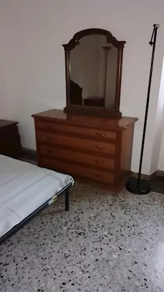 Camera da letto tenuta bene - Foto 2