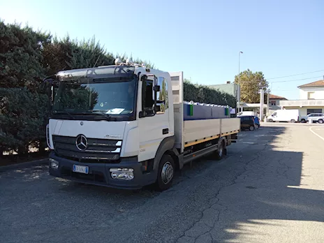 Mercedes Atego 818
