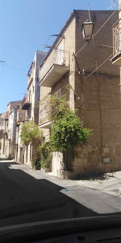 Casa ad Aragona