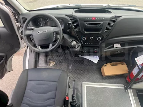 Iveco Daily Anno 2019 Km 133277 Euro 6, in ottime condizioni - Foto 6