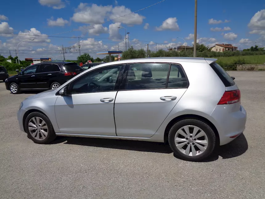 Volkswagen Golf 7 TDI 1.6 DSG 5 porte Higline cambio autom Anno 2013 - Foto 10