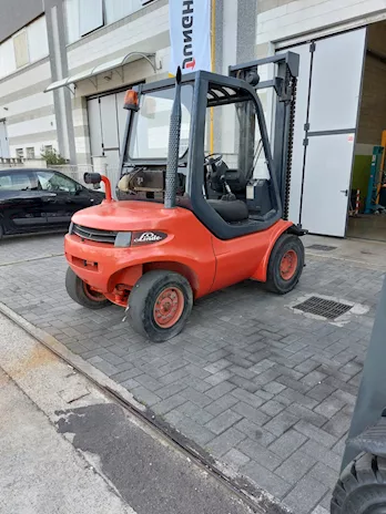 Muletto/carrello elevatore Linde diesel (25 quintali)