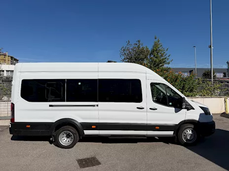 Ford Transit Minibus 2026 - Doppia omologazione 15 posti + b