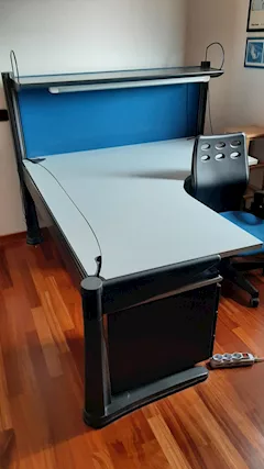 Scrivania professionale ufficio ad angolo