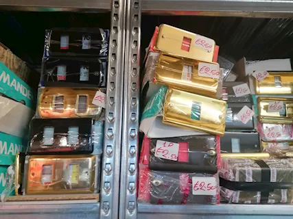 Placche per Prese Elettriche e Interruttori - 24194, tipologia Placche singole - Foto 2