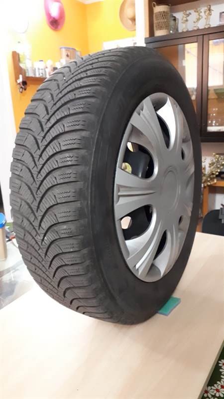 Cerchi acciaio con gomme invernali - Foto 2