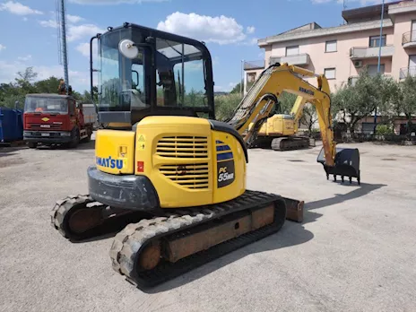Miniescavatore usato KOMATSU PC55MR-3 Anno 2016, tipologia girosagoma - Foto 2