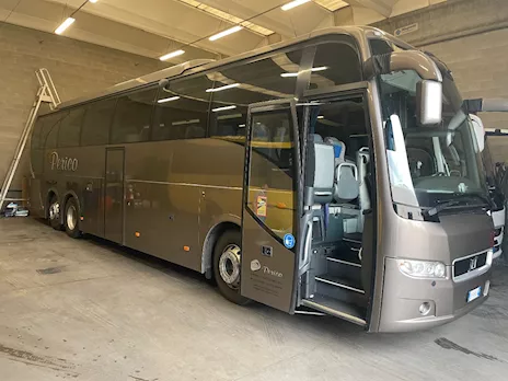 Volvo 9700
