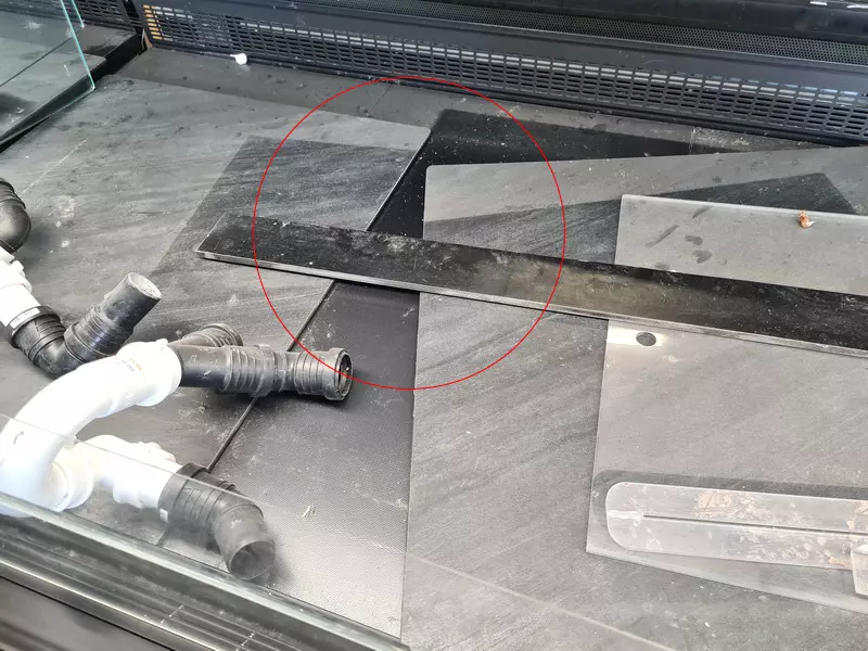 Banco refrigerato lineare macelleria usato, marca Frigomeccanica - Foto 3