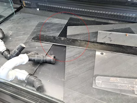 Banco refrigerato lineare macelleria usato, marca Frigomeccanica - Foto 3