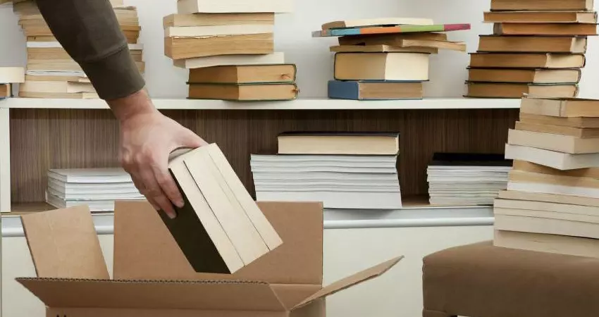 Sgombero libri GRATIS - Ritiro veloce a domicilio
