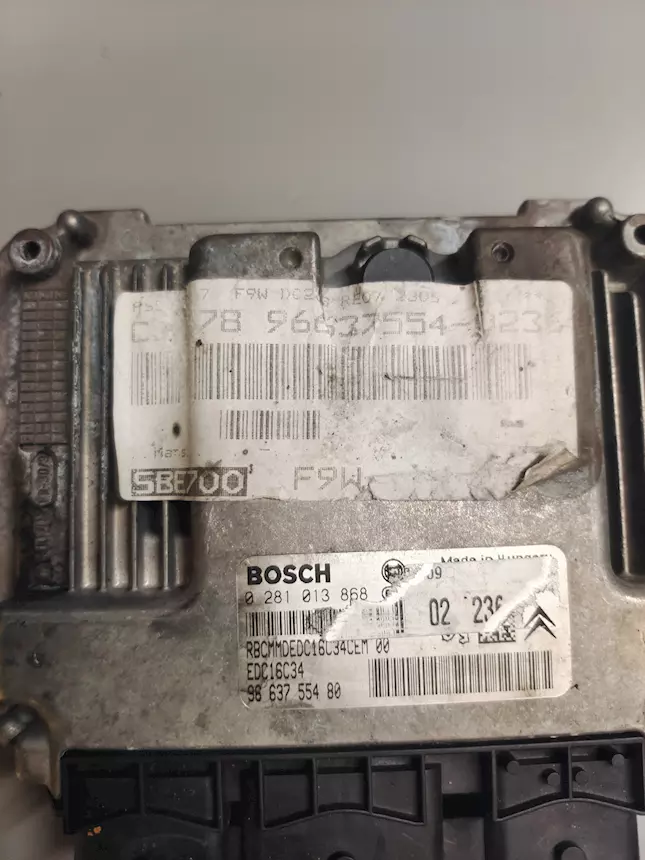 Centralina motore Peugeot 207 1.6 HDI Bosch