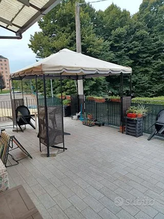 gazebo buone condizioni da ritirare