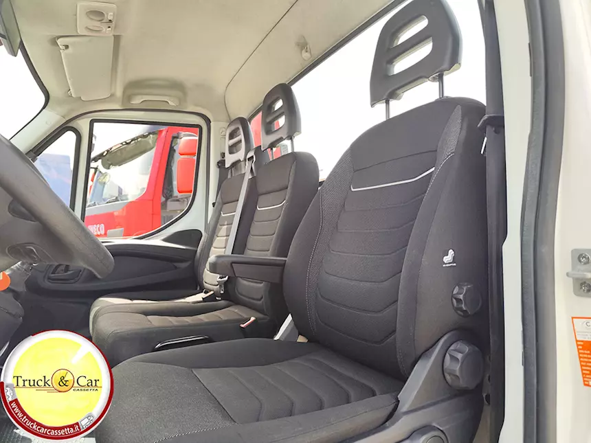Foto 10Iveco Daily 35 C 14 - 2024 - Telaio con sponda Km 55473, colore esterno Bianco