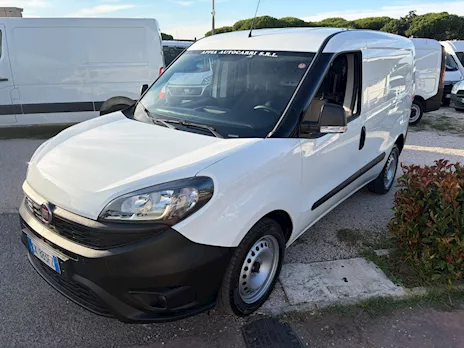 FIAT DOBLO 1.6MJT 105CV E6D.I 2022 Km 45000 Euro 6, unico proprietario - Anteprima 2