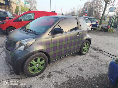 Toyota iQ ROMEO FERRARIS