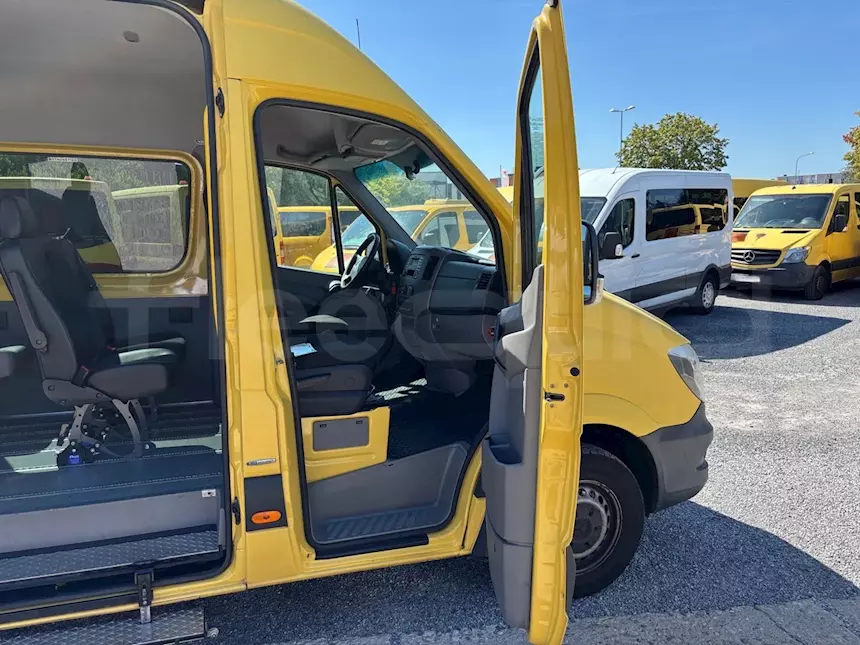Foto 8Mercedes-Benz Sprinter, 2015, 8 posti, Euro 5, km 425.460, cambio: manuale