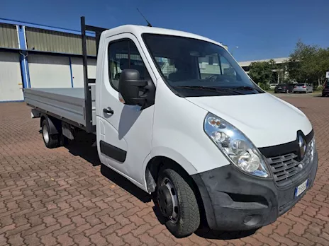 Renault Master gemellato cassone fisso 4,4 m 2019 Euro 6 Km 178000 - Anteprima 2