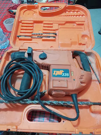 Demolitore