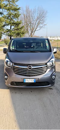 Opel Vivaro 9 posti