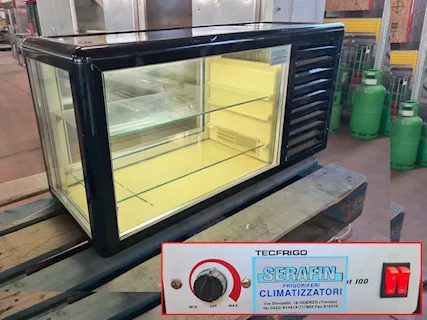 Vetrina refrigerata da banco usata
