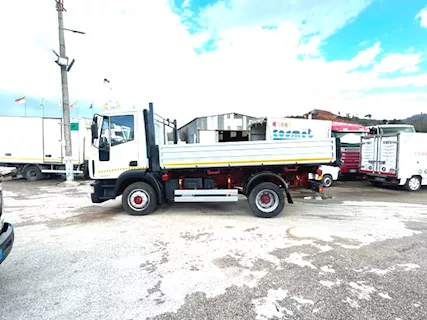 Camion Iveco Eurocargo 120e18 mini Stralis ribaltabile