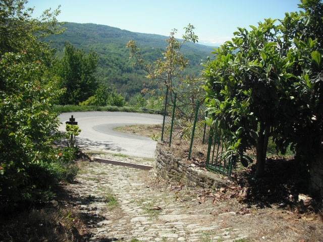 Rustico da completare libero su tre, in legno - Foto 12