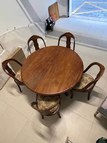 Mobili antichi tipici arredamento anni '50