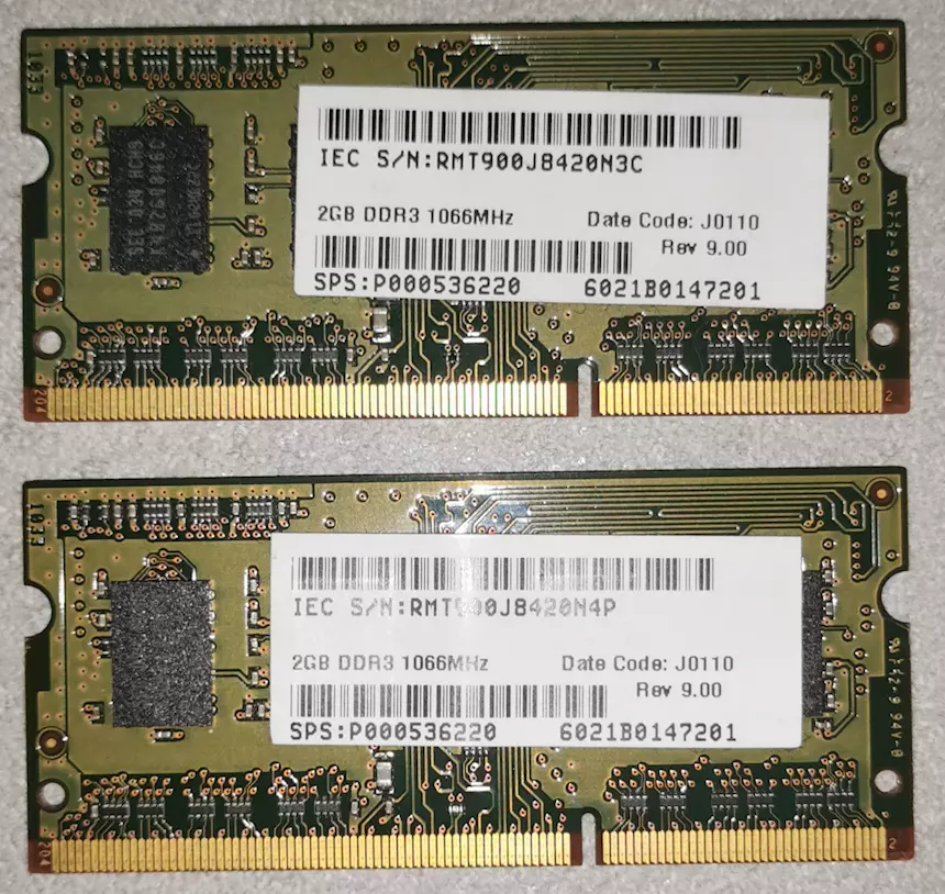 RAM DDR3 2 Banchi x 2GB Tot 4 GB PC3-10600S