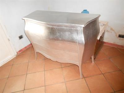 Comò massiccio in pioppo non compensato