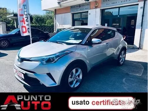 TOYOTA C-HR 1.8 Hybrid E-CVT NAVI TELECAMER 2018