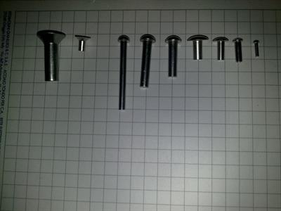 Rivetti per uso aeronautico