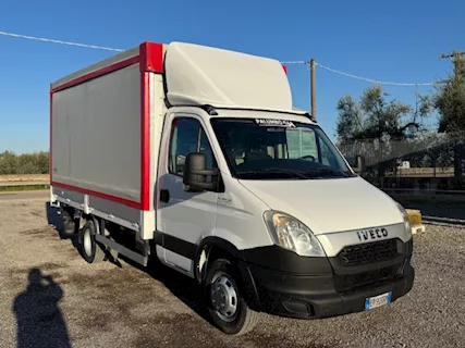 IVECO DAILY 35C15 CASSONE CON PORTE Centinato Anno 2014, ottime condizioni - Foto 2