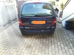 Foto 2 Renault Modello Scenic 1.6 GAS Anno 2002 Km 185000 Benzina