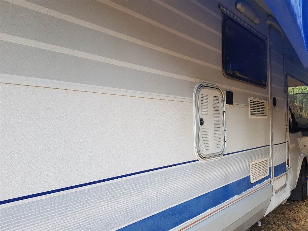 Camper usato in ottimo stato Marca Elnagh, in ottime condizioni