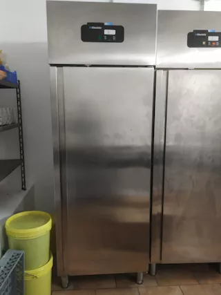 Armadio frigo inox AXT 710